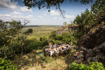 Siruai Exclusive Mobile Camp: Bush Lunch