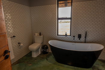 The Dune Camp: Gästebad