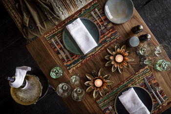 Xigera Safari Lodge Xigera Safari Lodge: Kunstvoll gedeckter Tisch