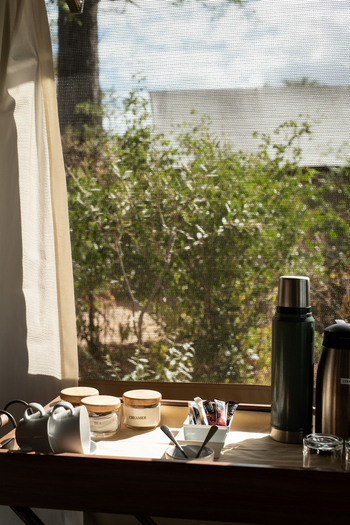 Ingwe Pan Camp: Coffee Station