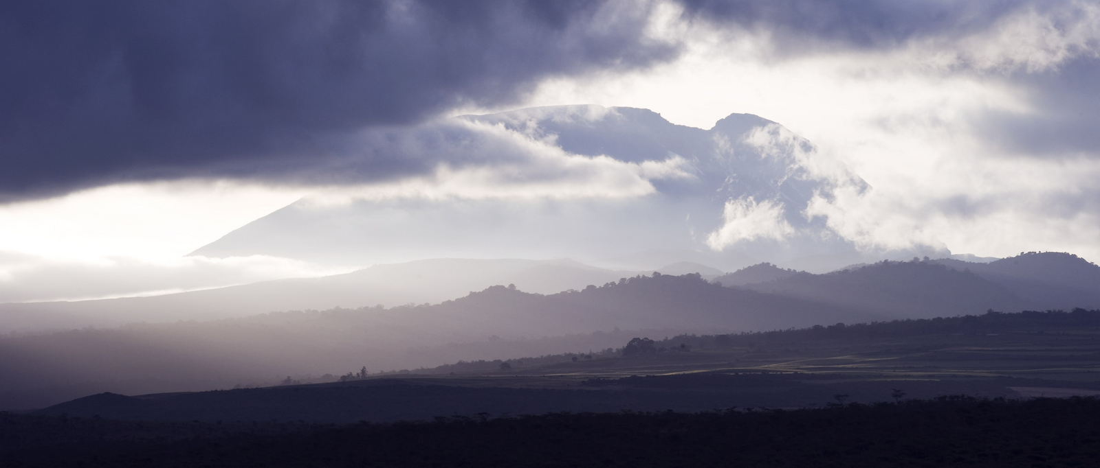 Kambi ya Tembo Kambi ya Tembo: Landschaft