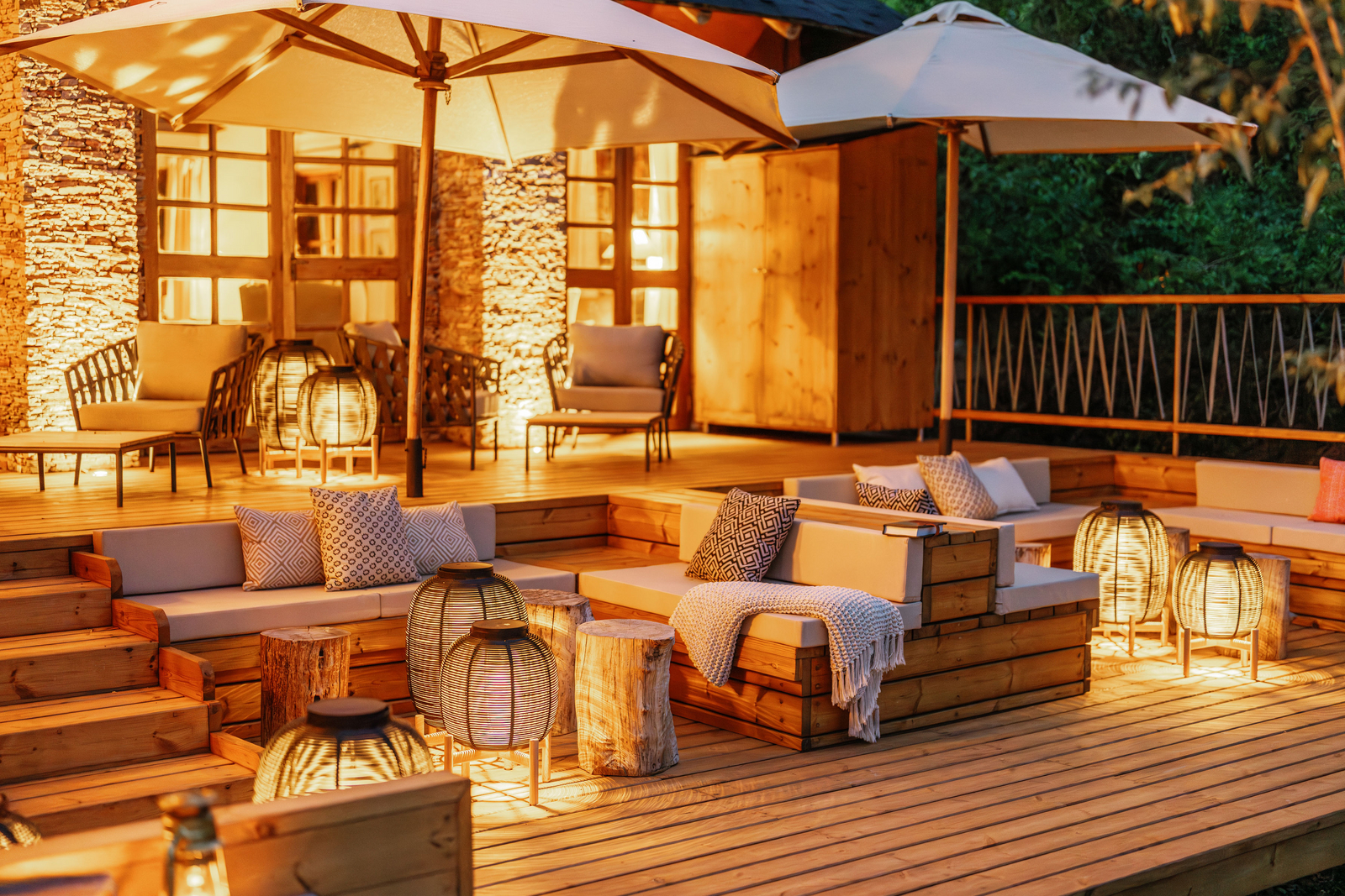 Mara Bushtops Mara Bushtops: Sunken Lounge