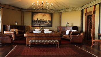 Mara Plains Camp: Ledermöbel