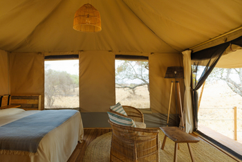 Olkeri Camp: Seesel im Zelt