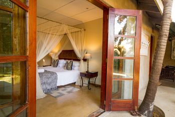 Bayete Guest Lodge Bayete Guest Lodge: Deluxe Room