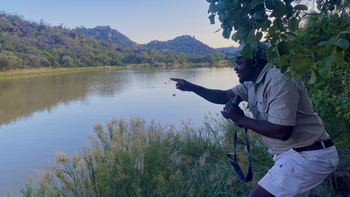 Big Cave Camp Big Cave Camp: Guide am Fluss