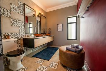 Etosha King Nehale Lodge Etosha King Nehale Lodge: Gästebad