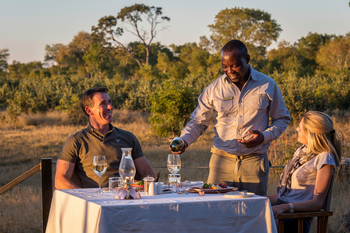 Little Makalolo Camp Little Makalolo Camp: Private Dining