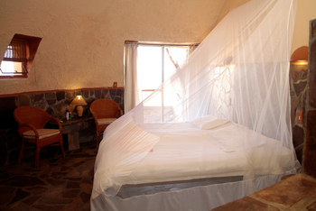 Rostock Ritz Desert Lodge: Doppelbett im Standardzimmer