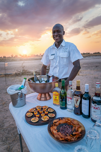 Time + Tide South Luangwa Time + Tide South Luangwa: Sundowner