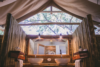 Camp Xakanaxa Camp Xakanaxa: Badezimmer