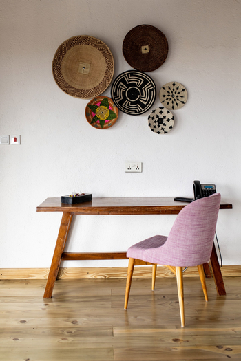 Maramboi Tented Lodge: Schreibtisch