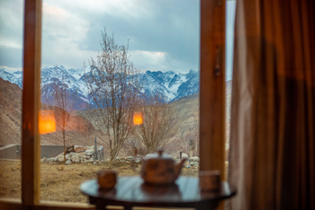 Shan at Uley: Tee im Zimmer