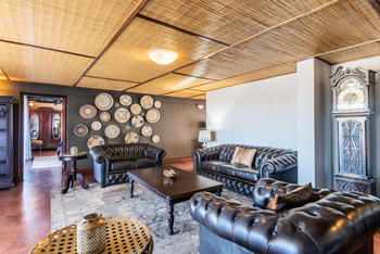 Epacha Game Lodge: Lounge