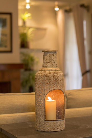 House of Waine: Poolside Cottage