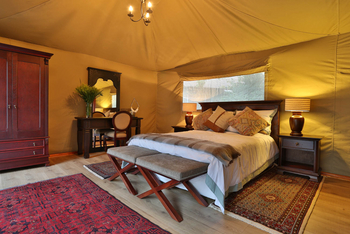 Kadizora Camp: Teppiche im Gästezelt