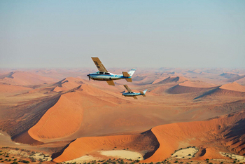Sossusvlei Lodge: Rundflug über der Namib