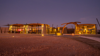 The Desert Grace: Zentralbereich in der Dämmerung