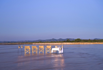 Zungulila Bushcamp: Bereit zum Sundowner