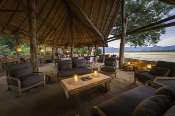 Chamilandu Bushcamp: Lounge