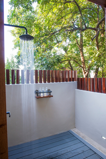 Sausage Tree Camp: Kigelia House