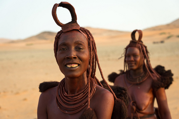 Serra Cafema Serra Cafema: Zwei Himba Frauen