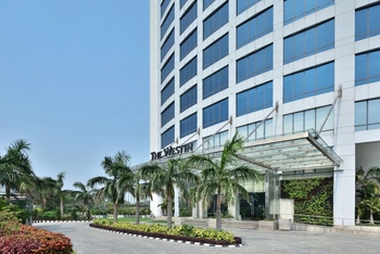 The Westin Kolkata Rajarhat: Vorfahrt