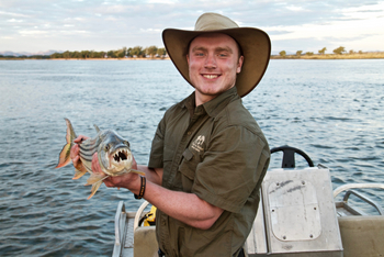 Classic Zambia Safaris Classic Zambia Safaris: Motorbootexkursion