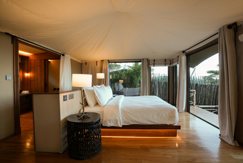Craters Edge: Double Room