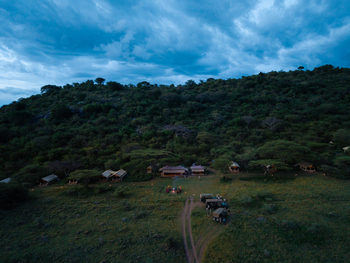 Esirai Camp: Gesamtansicht