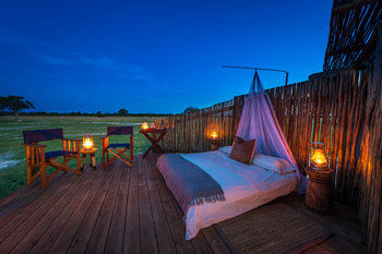 Linkwasha Camp Linkwasha Camp: Bett beim Sleep-out Deck