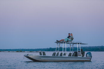 Classic Zambia Safaris Classic Zambia Safaris: Motorbootexkursion