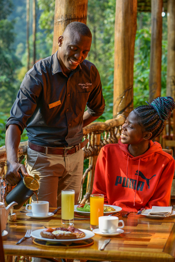 Mahogany Springs Safari Lodge: Frühstück