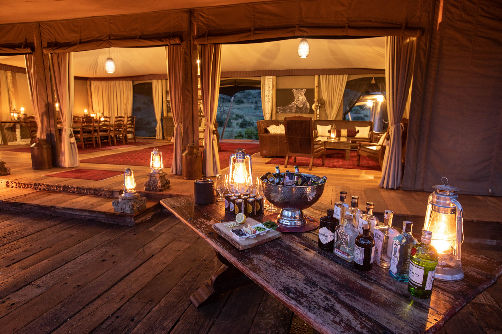 Mara Nyika Camp Mara Nyika Camp: Sundowner Bar