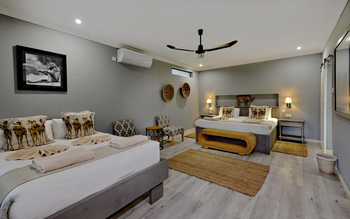 River View Lodge: Room 5