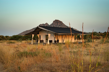 Sujan Jawai: Tented Rock Suite - Exterieur