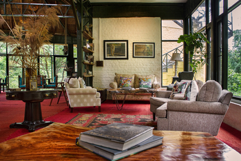 Jim's Jungle Retreat: Carpet Sahib's Cafe