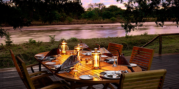 Kapamba Bushcamp: Dinner