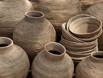 Sussurro: Geflochtene Körbe