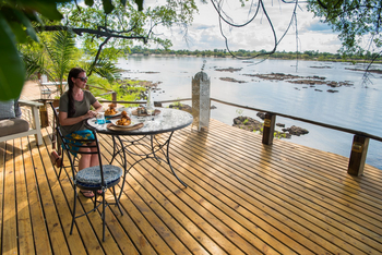 Tongabezi Tongabezi: River Deck