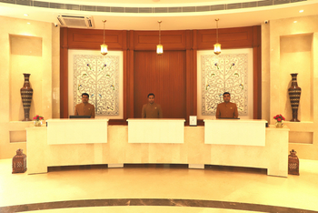 Chandela: Lobby und zentrale Einrichtungen