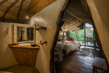 KaingU Safari Lodge: Bad