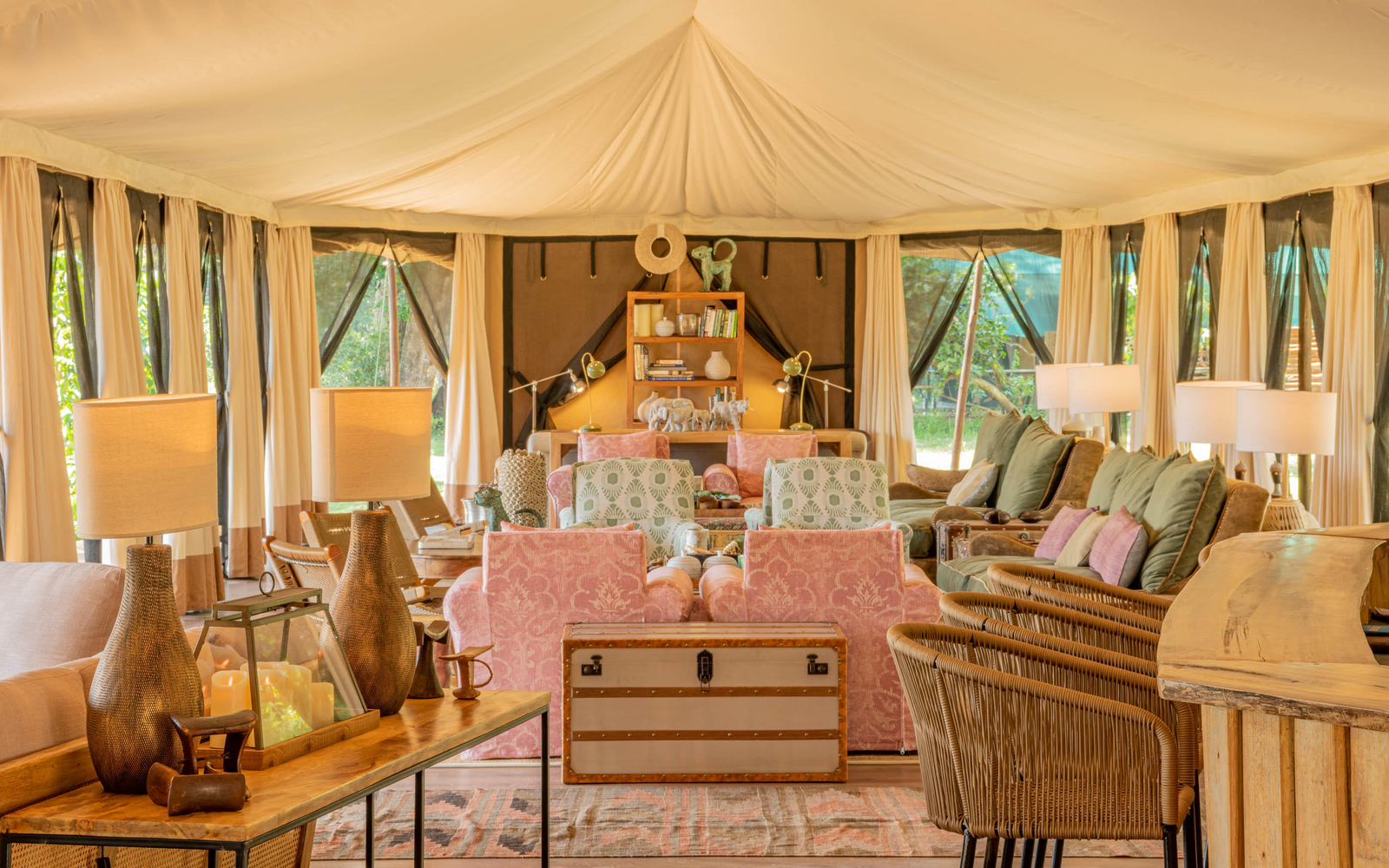 Little Governors' Camp Little Governors' Camp: Lounge