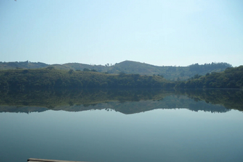 Ndali Lodge: Stiller Lake Nyinambuga