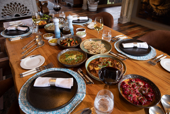 Sitatunga Private Island Camp: Gedeckter Tisch