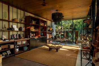 Tanda Tula Safari Camp: Souvenirshop