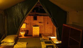 Chilo Mahove Tented Camp: Gästebad