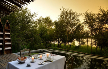Chobe Bakwena Lodge Chobe Bakwena Lodge: Private Dinner