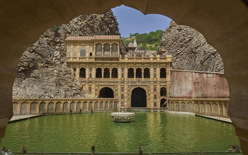 ITC Rajputana Hotel: Fort Amer Fassade