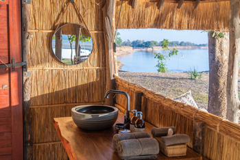 Time + Tide Kakuli Camp: .Gästebad